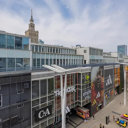 Cozy In The Centre Of By Renters Апартаменты *