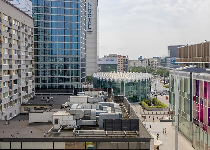 Cozy In The Centre Of By Renters